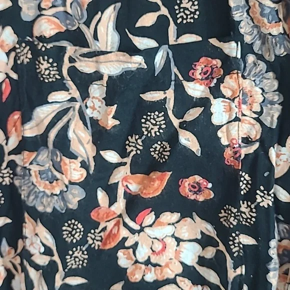 Angie Black and Tan Floral Dress Mini Size Small - Picture 3 of 8